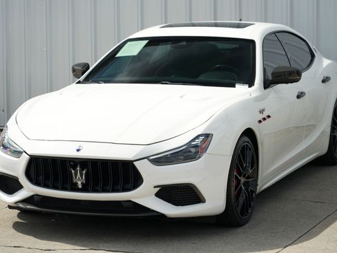 Used 2022 Maserati Ghibli Trofeo RWD image 47