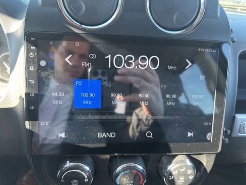 Used 2016 Jeep Compass Sport w/ Power Value Group image 18