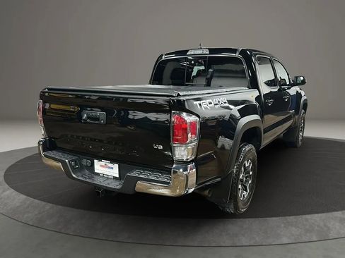 Used 2023 Toyota Tacoma TRD Off-Road image 5