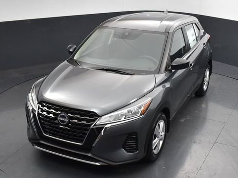 Used 2024 Nissan Kicks S FWD image 38