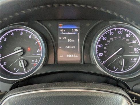 Used 2020 Toyota Camry SE w/ Carpet Mat Package FWD image 11