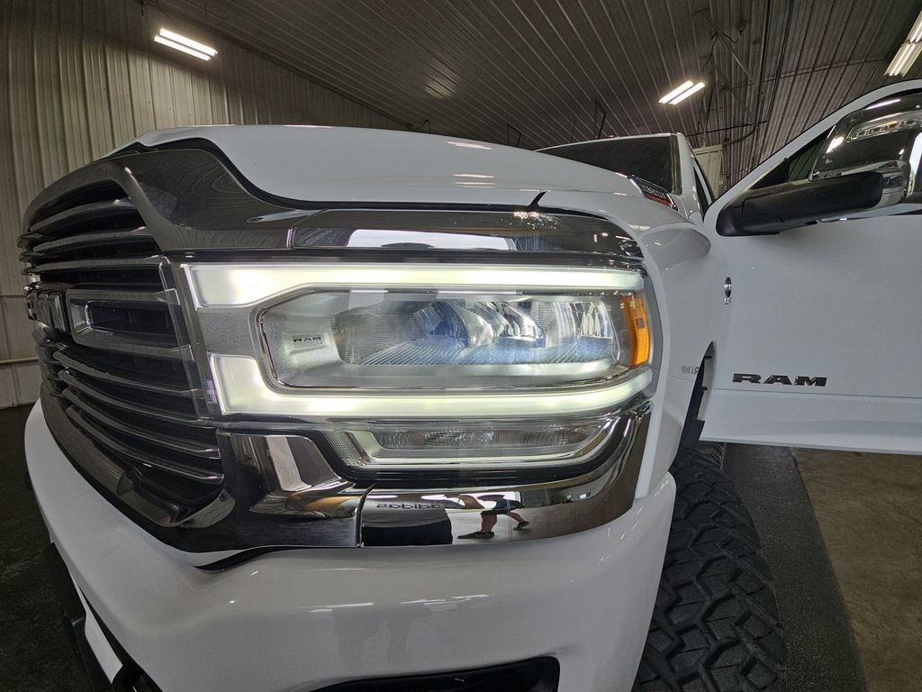 Used 2023 RAM 2500 Laramie AWD/4WD image 31