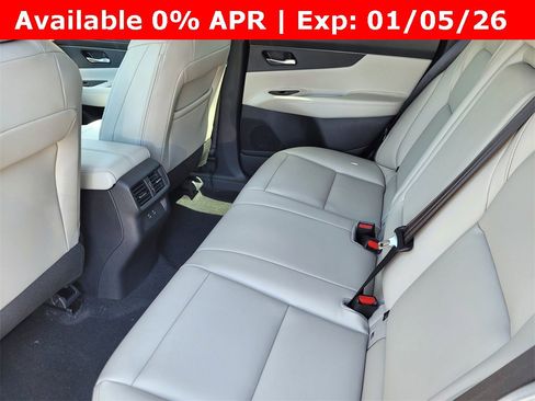 New 2025 Nissan Murano SV image 4