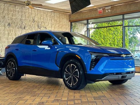 Used 2024 Chevrolet Blazer EV LT AWD/4WD image 7