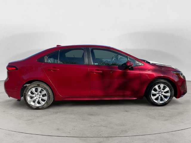 Used 2024 Toyota Corolla LE FWD image 4