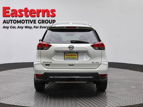 Used 2020 Nissan Rogue SL w/ Premium Package AWD/4WD image 6