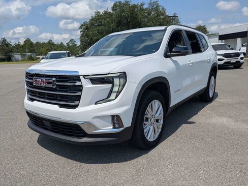 Used 2026 GMC Acadia Elevation w/ Elevation Premium Package FWD image 8