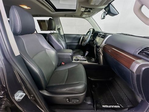 Used 2020 Toyota 4Runner Limited image 12