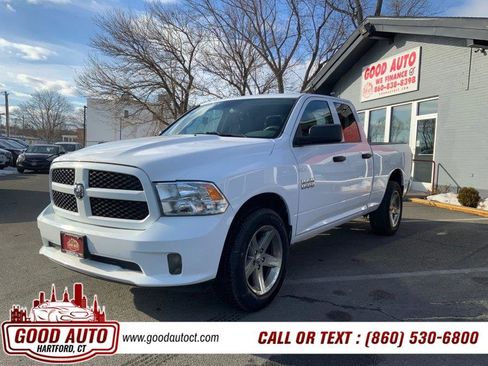 Used 2018 RAM 1500 Express w/ Express Value Package image 3