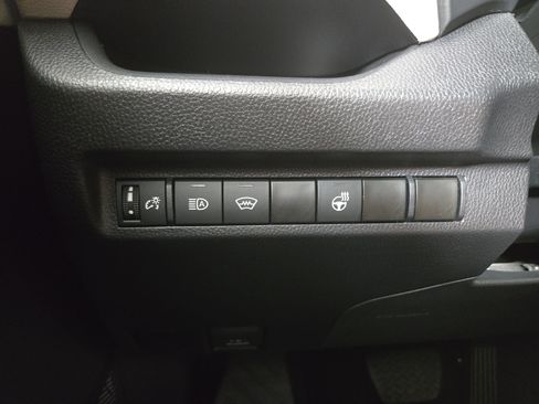 Used 2024 Toyota RAV4 XLE w/ Weather Package AWD/4WD image 28