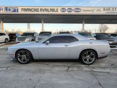 Used 2020 Dodge Challenger R/T image 13