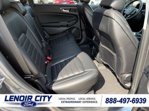 Certified 2024 Ford Edge SEL w/ Convenience Package AWD/4WD image 12
