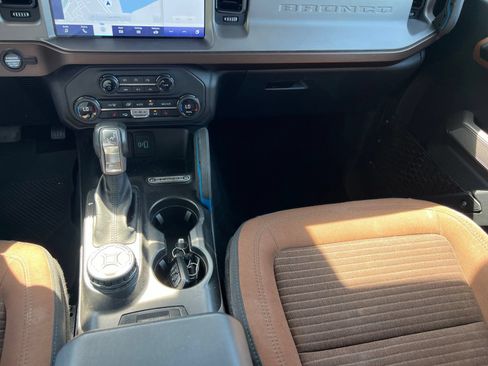 Used 2023 Ford Bronco Outer Banks AWD/4WD image 32