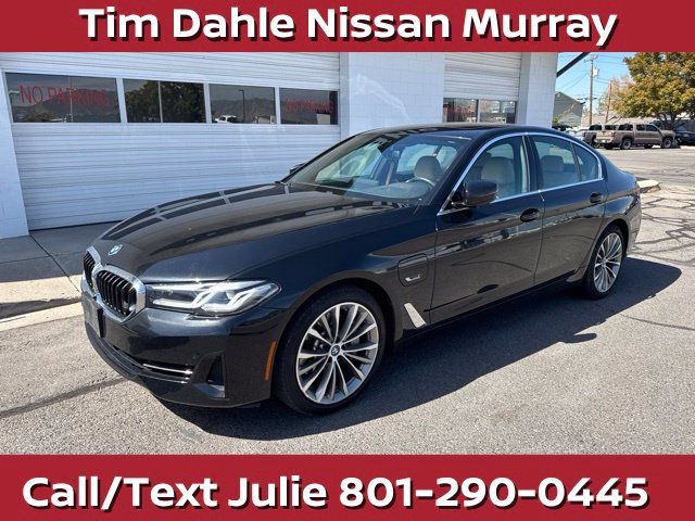 Used 2023 BMW 530e xDrive w/ Convenience Package AWD/4WD image 1