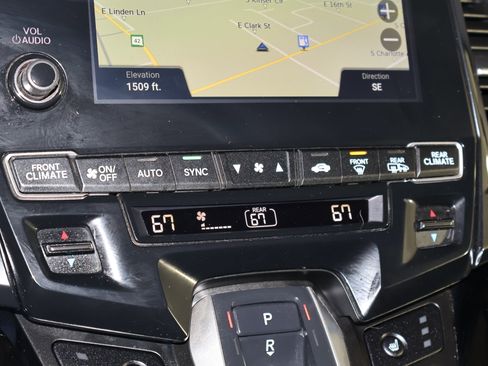 Certified 2024 Honda Odyssey Touring image 27