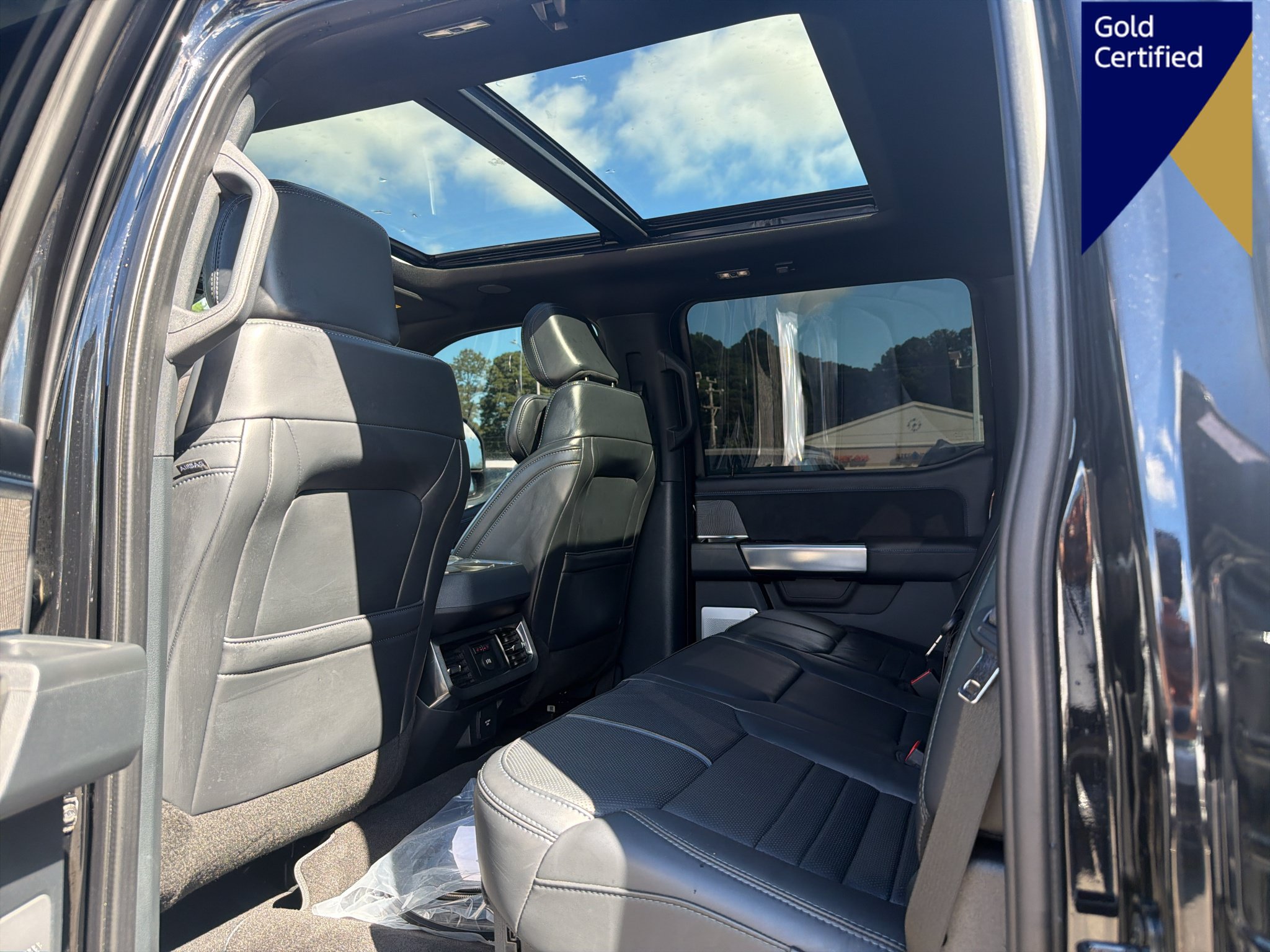 Used 2025 Ford F350 Platinum AWD/4WD image 11