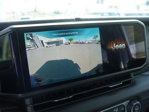 New 2026 Jeep Gladiator Mojave image 12