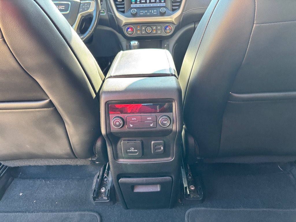 Used 2019 GMC Acadia Denali w/ Technology Package AWD/4WD image 15