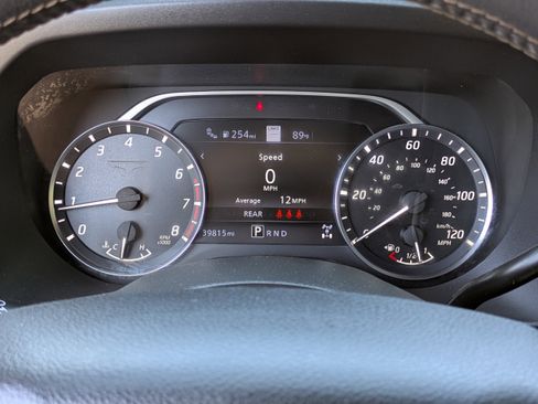 Certified 2024 Nissan Titan Platinum Reserve w/ Moonroof Package image 29