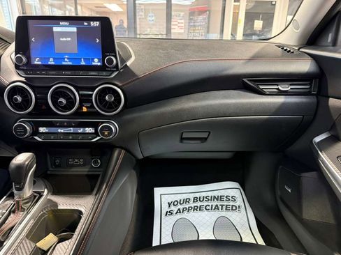 Used 2025 Nissan Sentra SR w/ SR Premium Package image 20