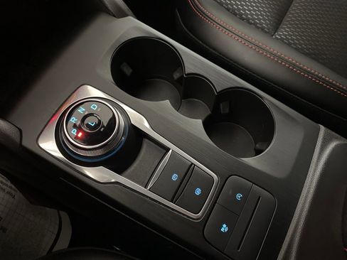 Used 2025 Ford Escape ST-Line w/ Cold Weather Package image 24