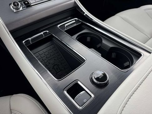 New 2026 Lincoln Aviator AWD image 30