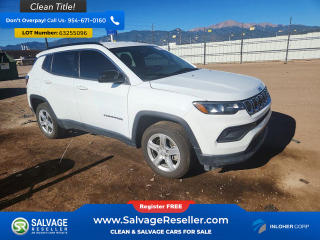 Used 2023 Jeep Compass Latitude AWD/4WD image 5