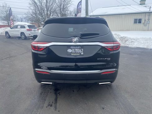 Used 2019 Buick Enclave Essence w/ LPO, Sport Appearance Package image 6