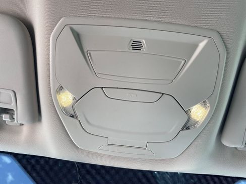 Used 2017 Ford Escape S FWD image 28