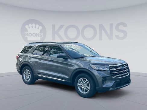 New 2025 Ford Explorer Active w/ Active Comfort Package image 10