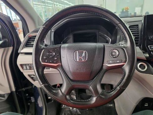 Used 2024 Honda Odyssey EX-L image 16