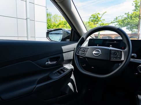 New 2026 Nissan Sentra SV FWD image 11