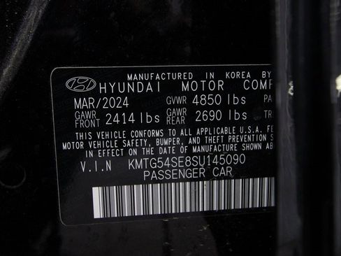 Used 2025 Genesis G70 3.3T Advanced w/ Sport Prestige Package image 43