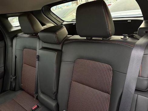 New 2026 Nissan Kicks SR w/ Cold Weather Package image 10