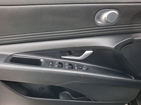 Certified 2023 Hyundai Elantra SEL w/ Convenience Package image 12