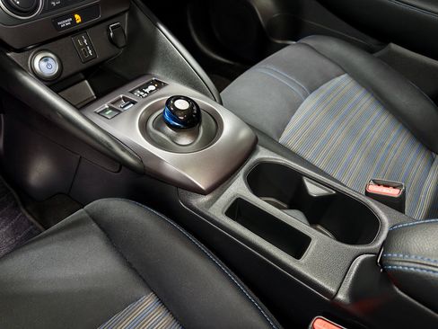 Used 2022 Nissan Leaf S w/ Protection Package image 18