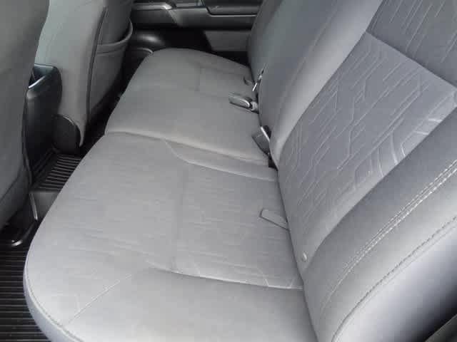 Used 2018 Toyota Tacoma TRD Sport AWD/4WD image 7