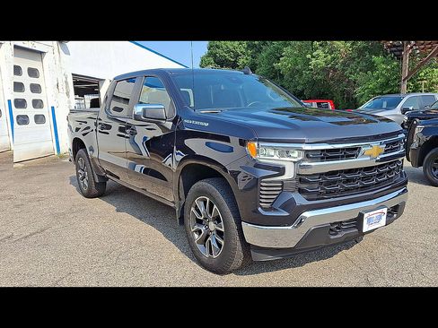 Certified 2023 Chevrolet Silverado 1500 LT AWD/4WD image 3