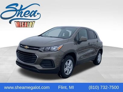 Used 2022 Chevrolet Trax LS w/ Tint and Cruise Package