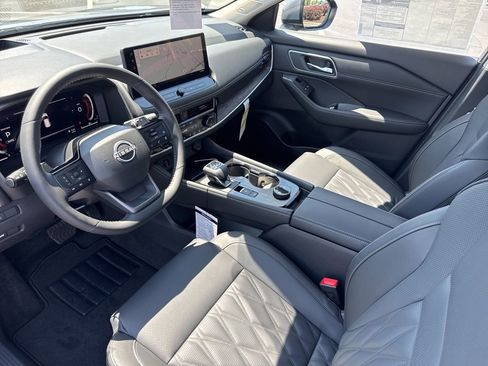 New 2026 Nissan Rogue Platinum AWD/4WD image 10