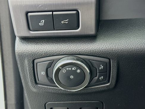 Used 2020 Ford Expedition Max Platinum image 16