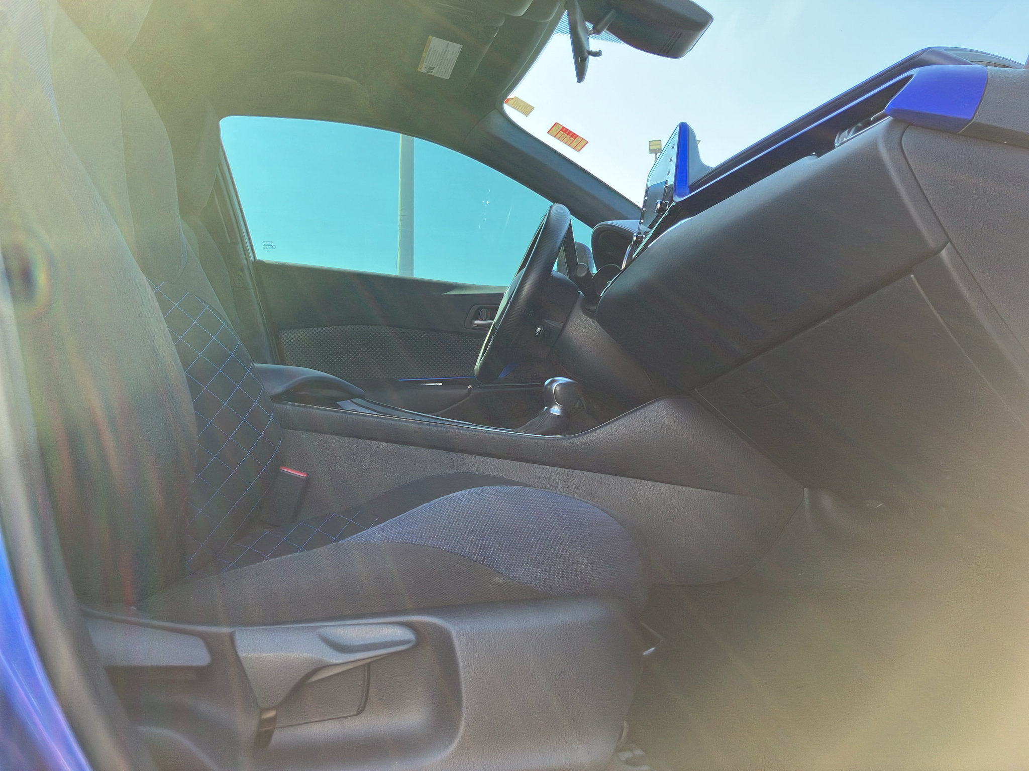 Used 2021 Toyota C-HR XLE FWD image 33