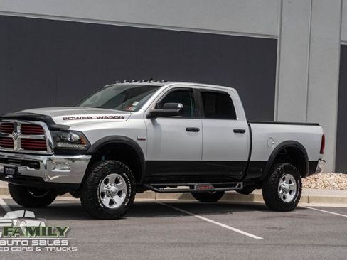 Used 2016 RAM 2500 Power Wagon w/ Luxury Group AWD/4WD image 2