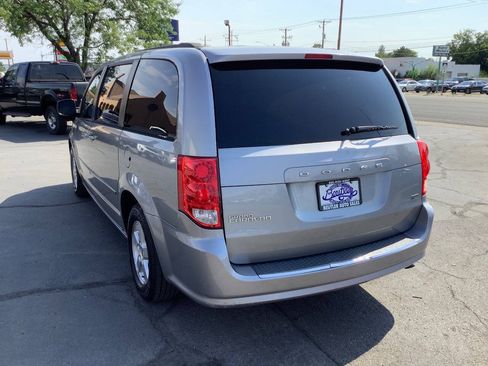 Used 2013 Dodge Grand Caravan SXT FWD image 8