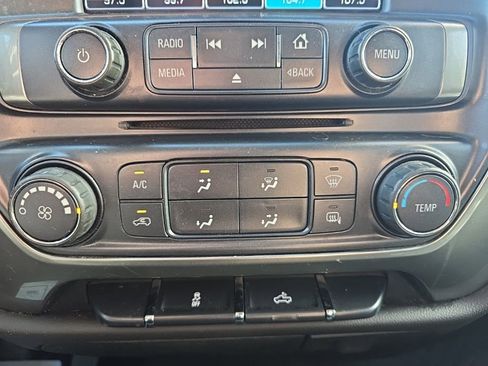 Used 2018 Chevrolet Silverado 1500 LT image 28