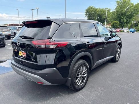 Used 2023 Nissan Rogue S AWD/4WD image 5
