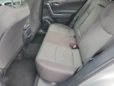 Used 2024 Toyota RAV4 XLE AWD/4WD image 8