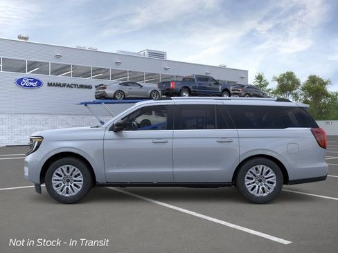 New 2026 Ford Expedition Max Platinum AWD/4WD image 3