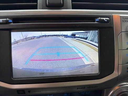 Used 2016 Toyota 4Runner Limited image 15