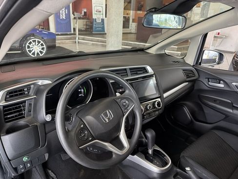 Used 2018 Honda Fit EX image 11